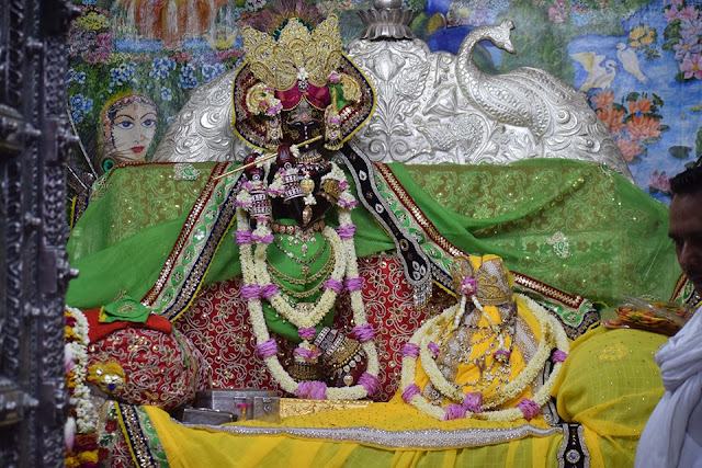 shri radha vallabh temple